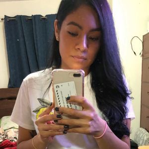 Meet your Posher, Fabiola